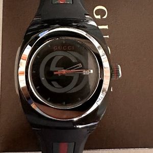 GUCCI WATCH ( AUTHENTIC ) MENS